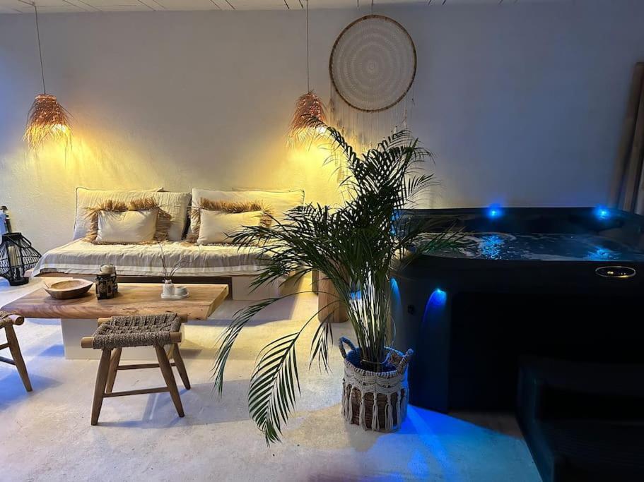 Superbe Maison Avec Jacuzzi Ventabren Bagian luar foto