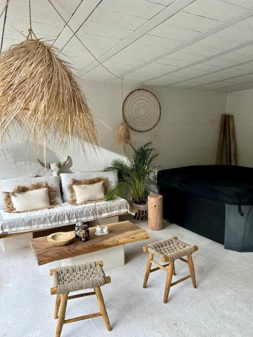 Superbe Maison Avec Jacuzzi Ventabren Bagian luar foto