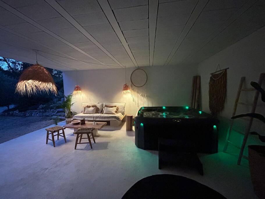Superbe Maison Avec Jacuzzi Ventabren Bagian luar foto