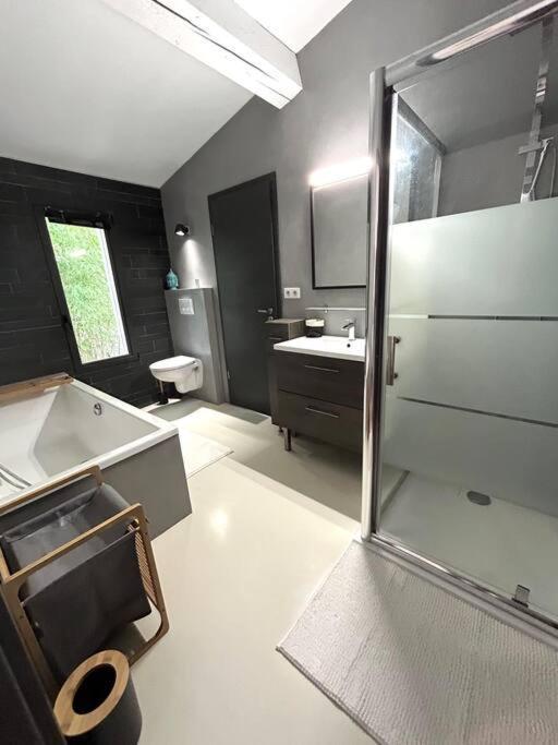 Superbe Maison Avec Jacuzzi Ventabren Bagian luar foto