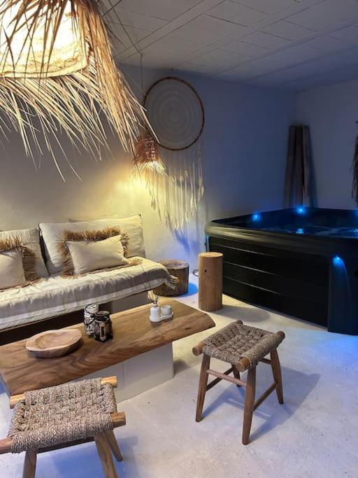 Superbe Maison Avec Jacuzzi Ventabren Bagian luar foto