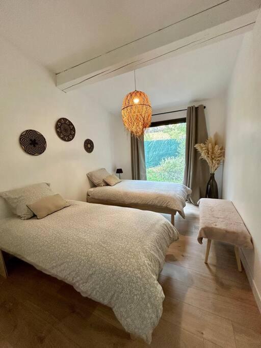 Superbe Maison Avec Jacuzzi Ventabren Bagian luar foto