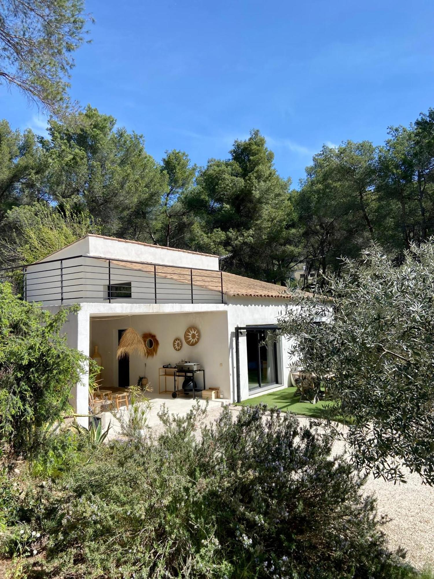Superbe Maison Avec Jacuzzi Ventabren Bagian luar foto